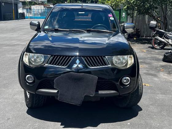 MITSUBISHI L200 2.5 GL 4X4 CD 8V TURBO DIESEL 4P MANUAL MITSUBISHI L200 2.5 GL 4X4 CD 8V TURBO DIESEL 4P MANUAL